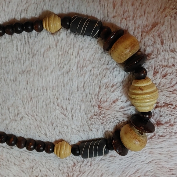 💜Vintage Boho Wooden Bead Necklace - Picture 2 of 4